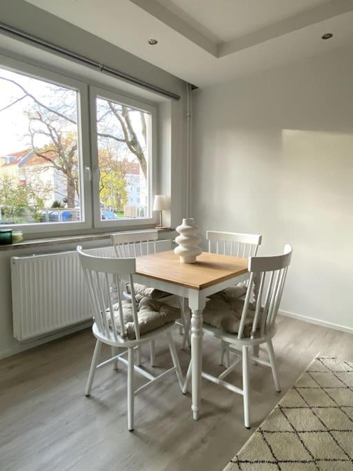 Country Style Apartment With Balcony Near Fair Hanovra Exterior foto