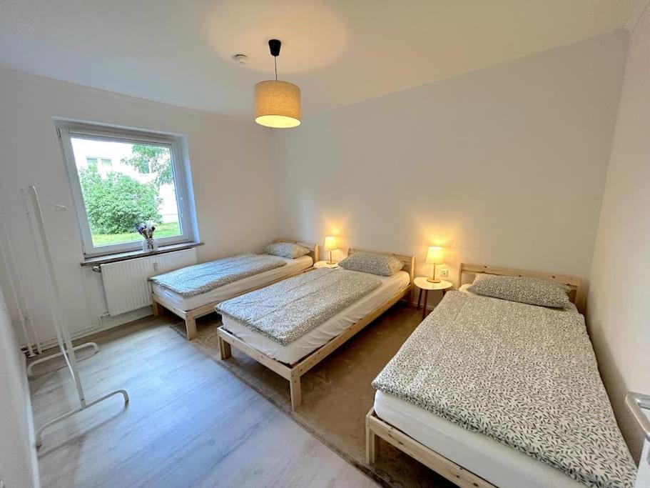 Country Style Apartment With Balcony Near Fair Hanovra Exterior foto